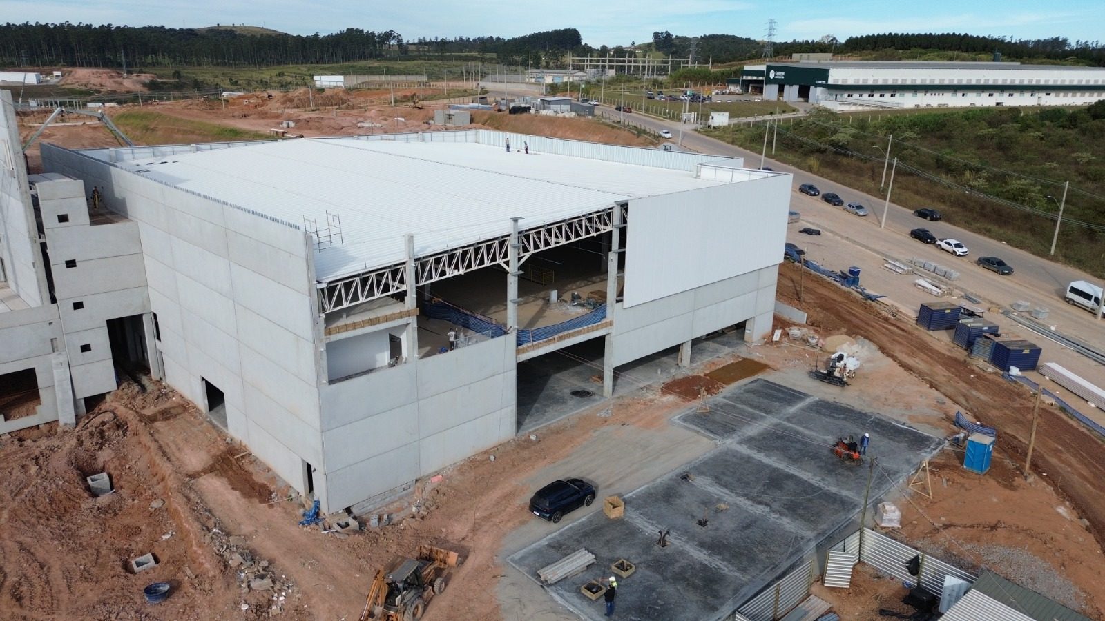 Althaia Farmacêutica em Poços de Caldas / MG, pré-moldado e estrutura
